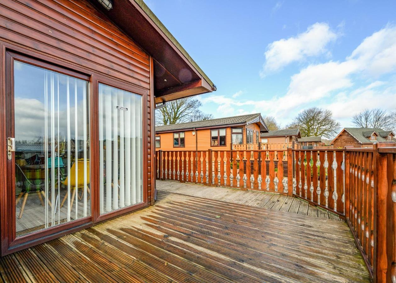 South Lakeland Leisure Village Hornby  Bagian luar foto