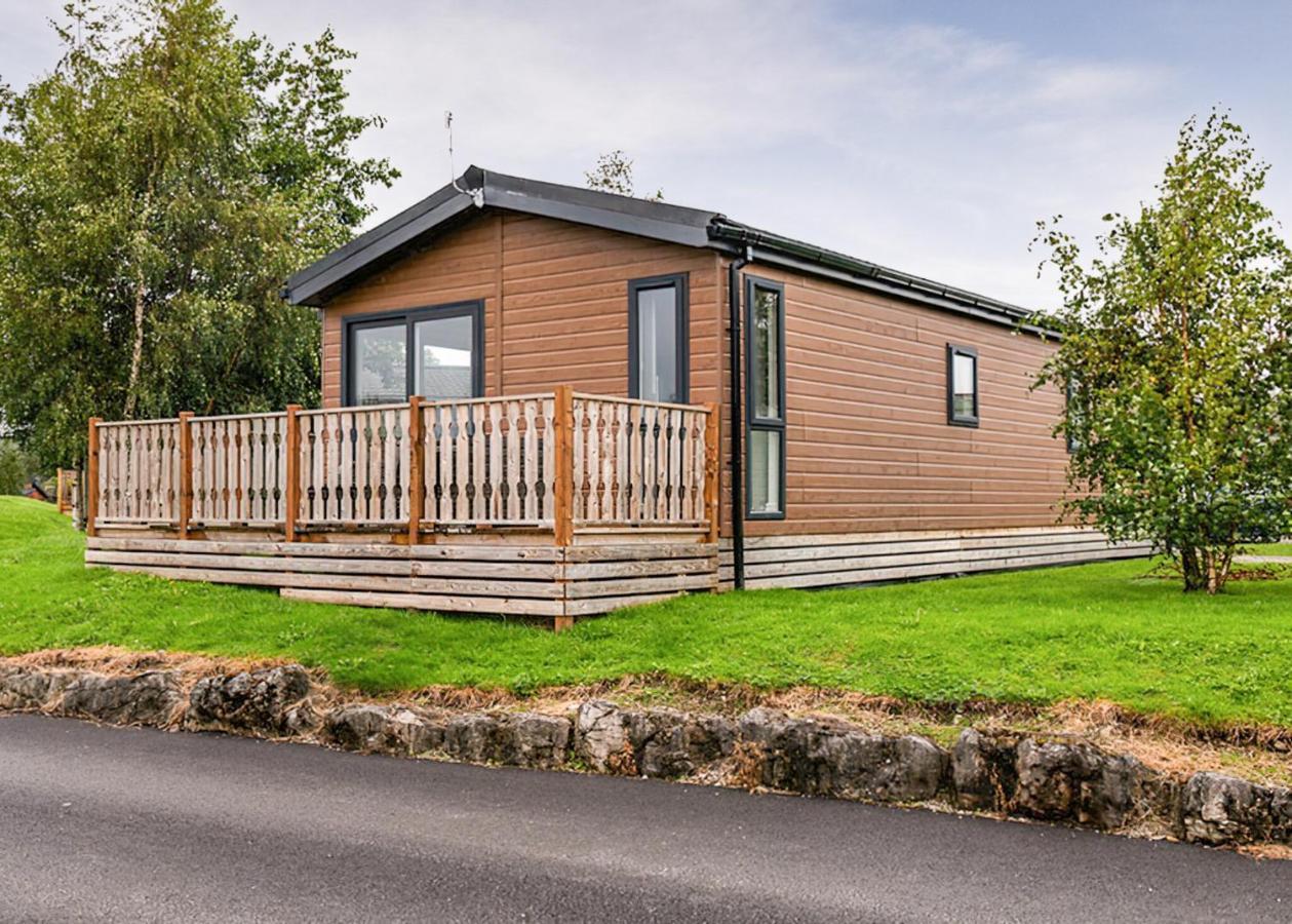 South Lakeland Leisure Village Hornby  Bagian luar foto